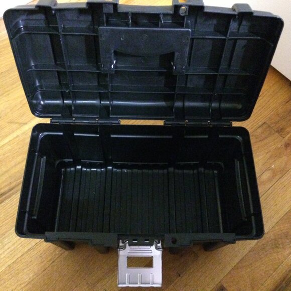Toolbox - Picture 7 of 8